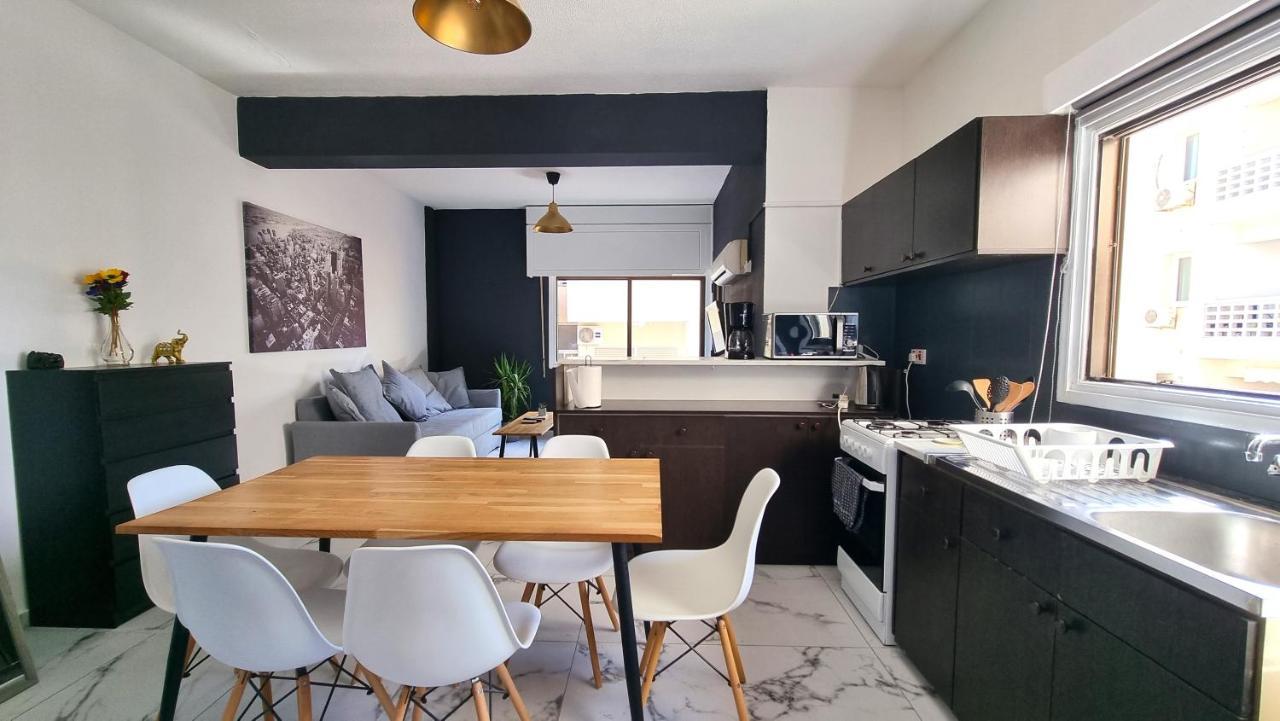 Cozy Beach Apt, Near Airport With 100Mbit Internet Lárnaca Exterior foto